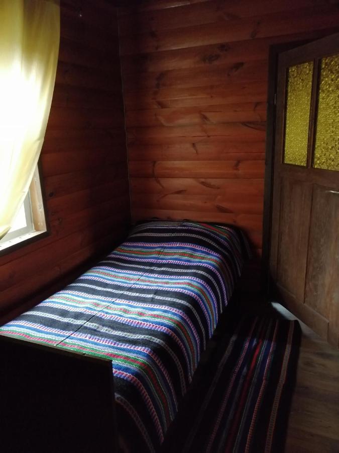 Usadba Kupalinka Hotell Ostrovo Exteriör bild