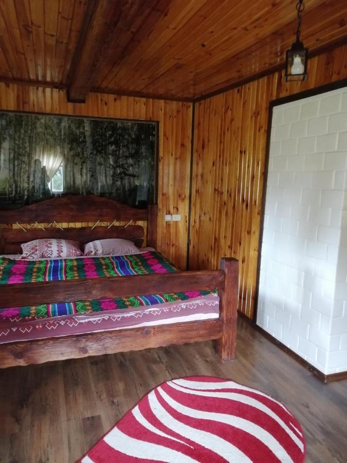 Usadba Kupalinka Hotell Ostrovo Exteriör bild